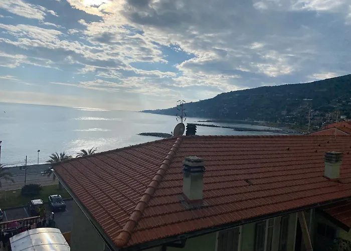 Casa Ginny * Ospedaletti